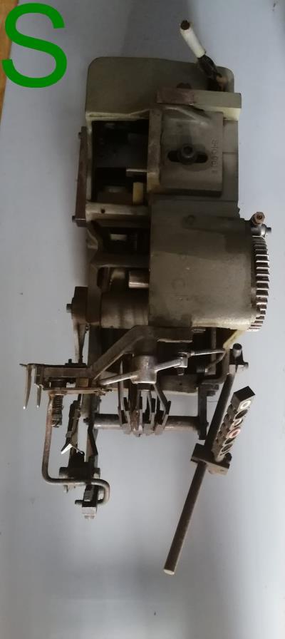 SAURER PİKPİK KUTUSU